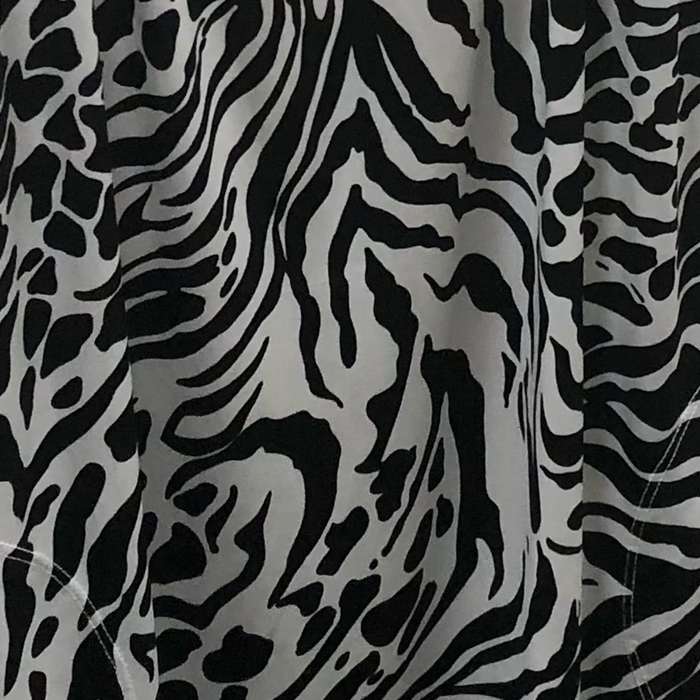 J. Valdi Blk/Wht Print Sundress - Picture 3 of 3
